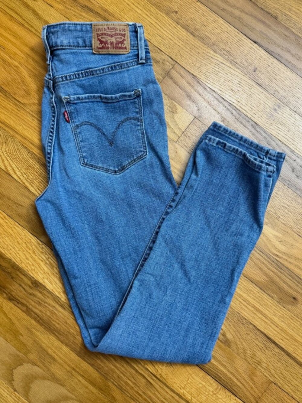 Levi's Mid Rise Skinny Size 8M 29x30 Blue Jeans Women's Casual